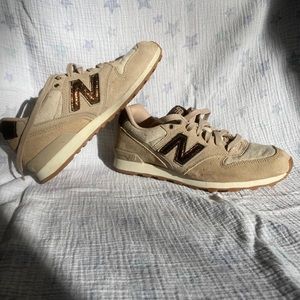 New balance 696 tennis shoes